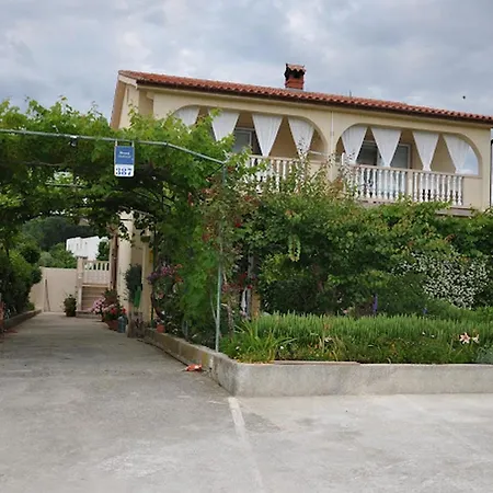 Apartamento Mijatovic *