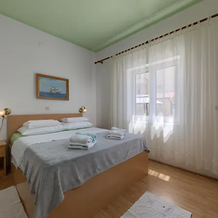 Mijatovic Apartament *