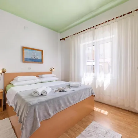 Apartment Mijatovic *